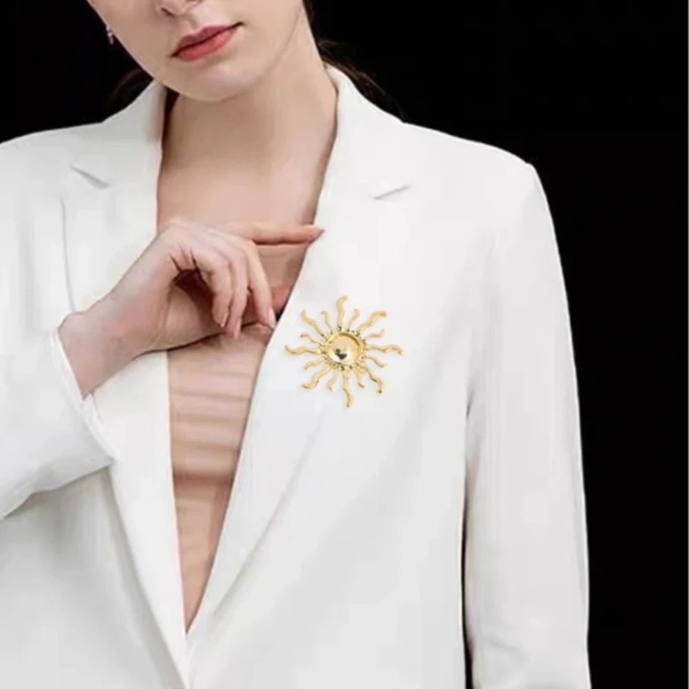Sunburst Flower Alloy Brooch R - Outdoor Hunting Outfit recension och pris
